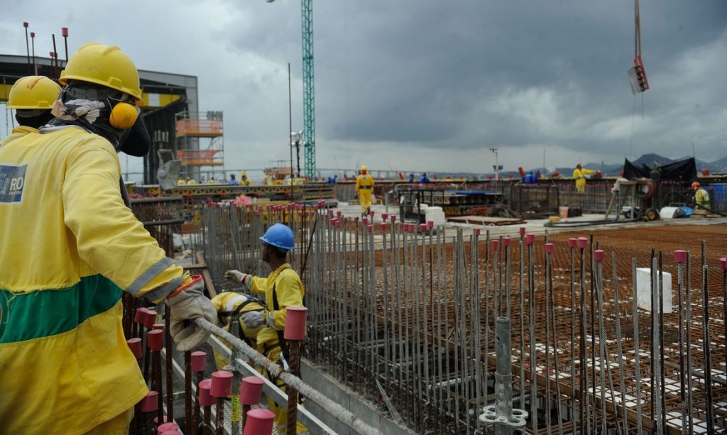 Indústria da construção civil deve crescer 4% este ano, prevê CBIC